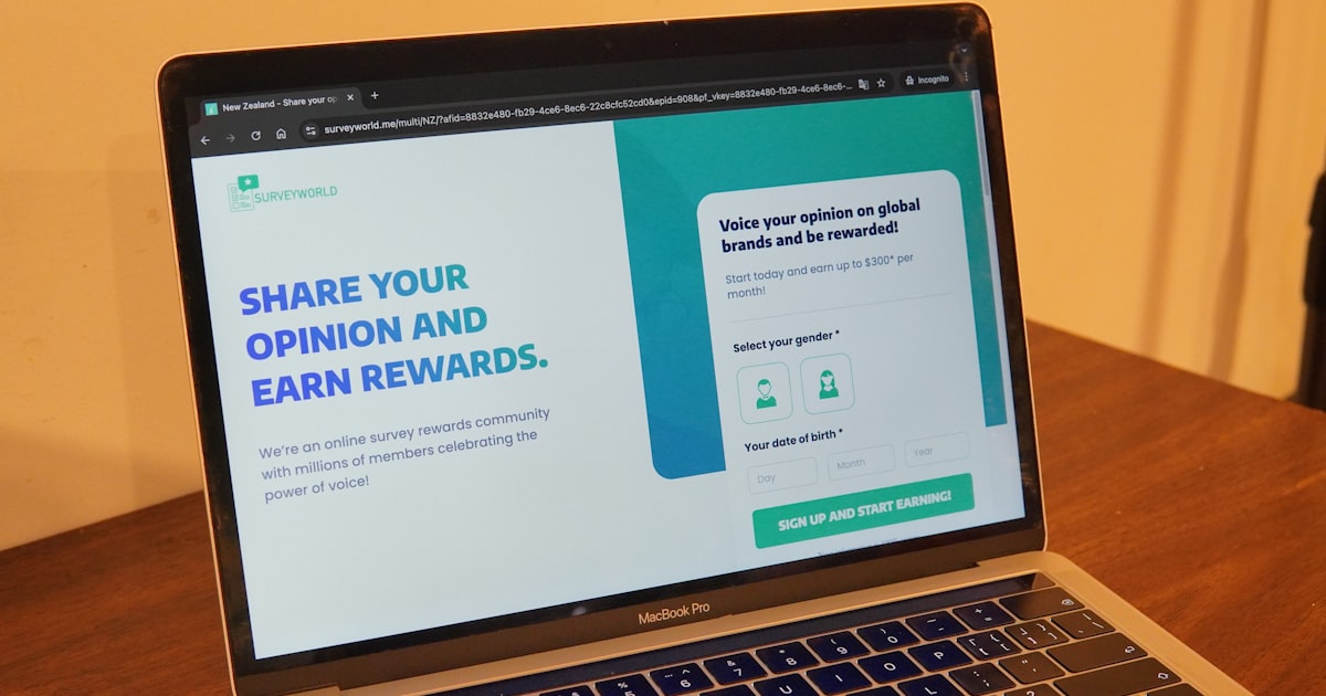 中小企業客戶反饋 NPS SaaS 採購完整指南:Typeform / SurveyMonkey / Qualtrics / Hotjar / 自架 4 條路徑、5 個落地踩雷、3 個報價區間 封面圖