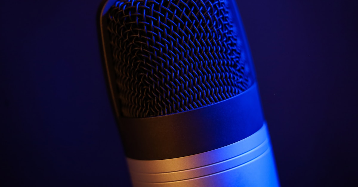 speech-transcription-api-comparison-chirp3-whisper-deepgram-2026 文章封面